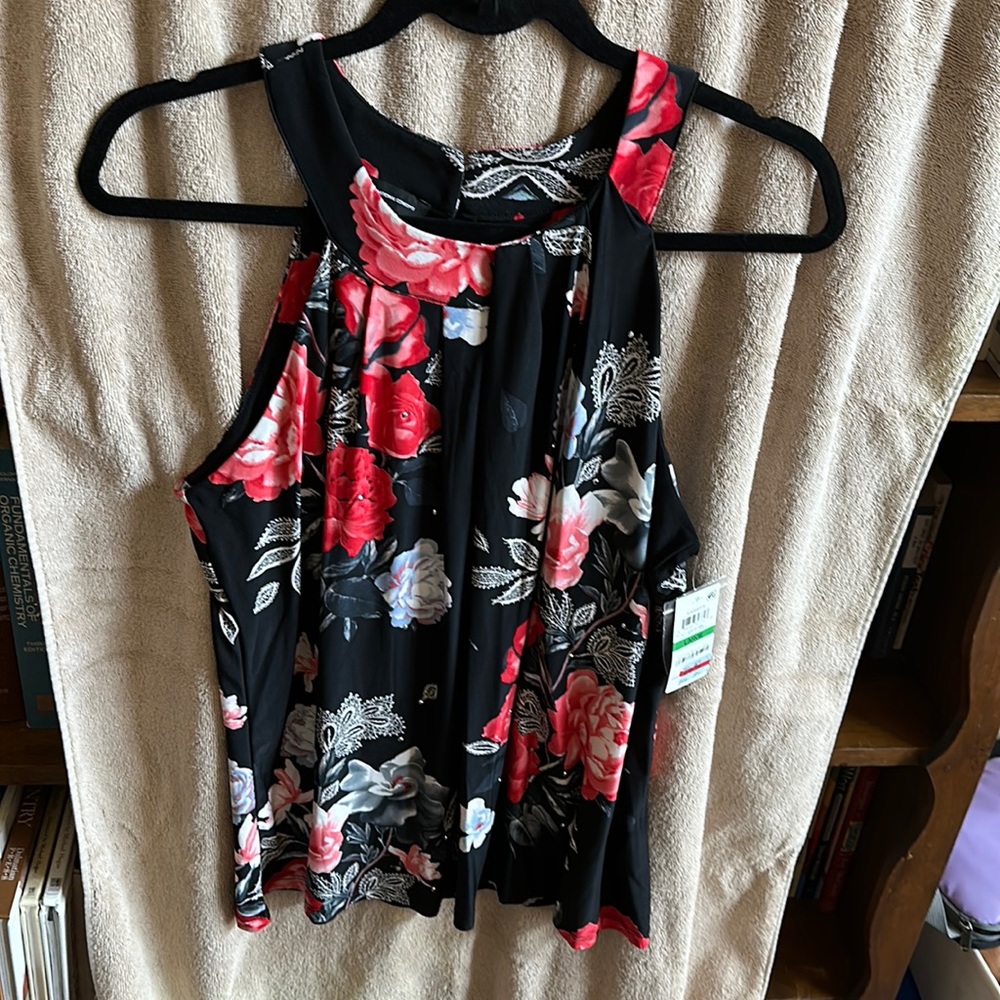 NWT INC sleeveless red/black blouse